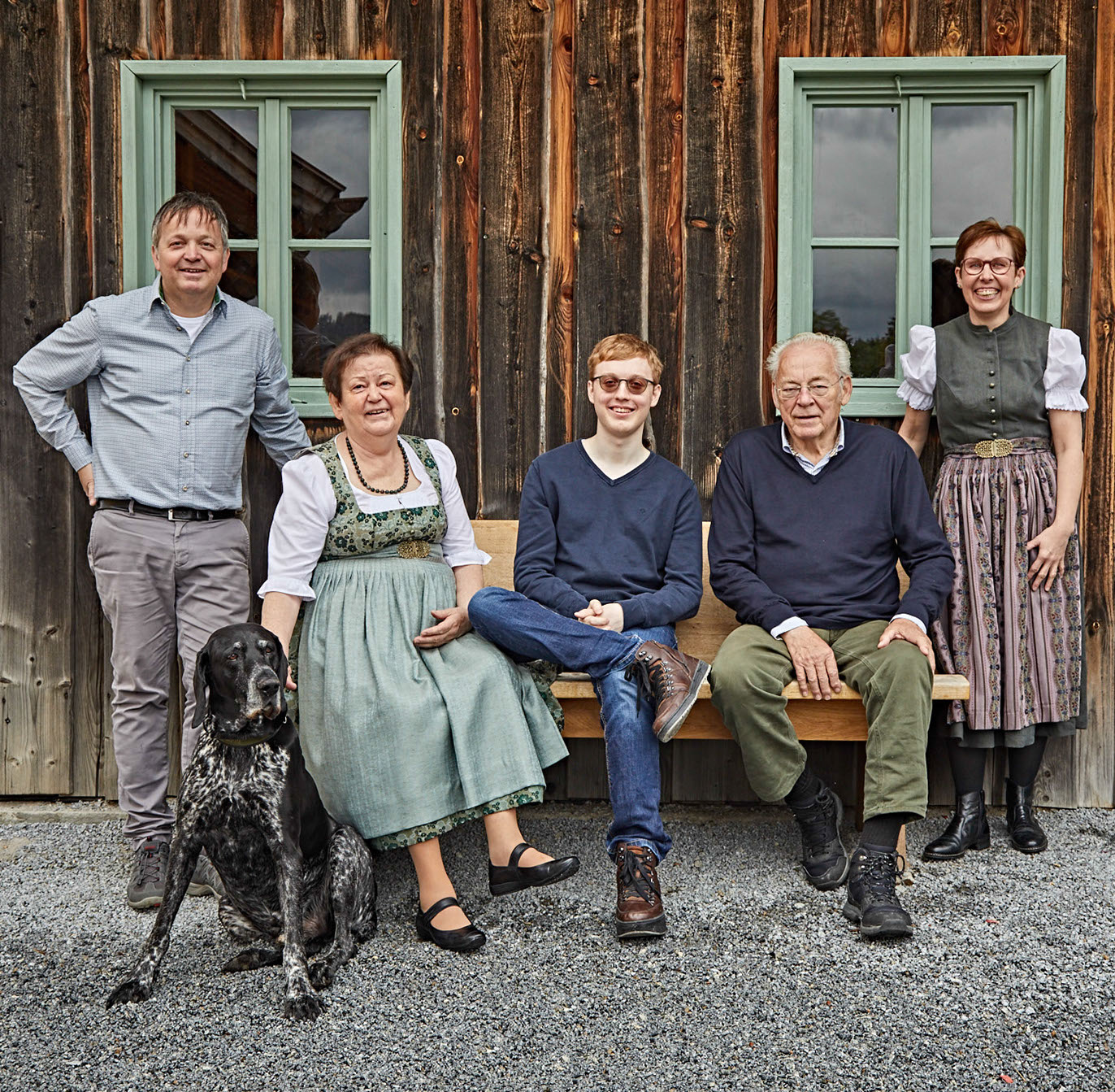 HERZLICH WILLKOMMEN IM WILD-BERGHOF BUCHET